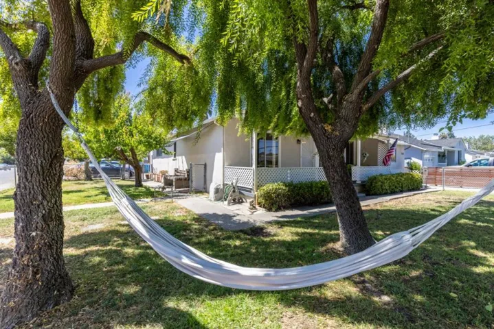 3448 Bay Road, Redwood City, California 94063