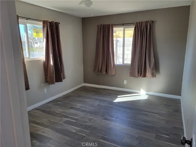 16440 Pine Street, Hesperia, California 92345