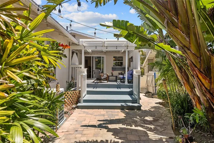 212 W Avenida Alessandro, San Clemente, California 92672