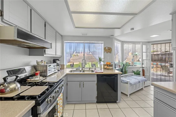 44100 Gallipoli Place, Hemet, California 92544