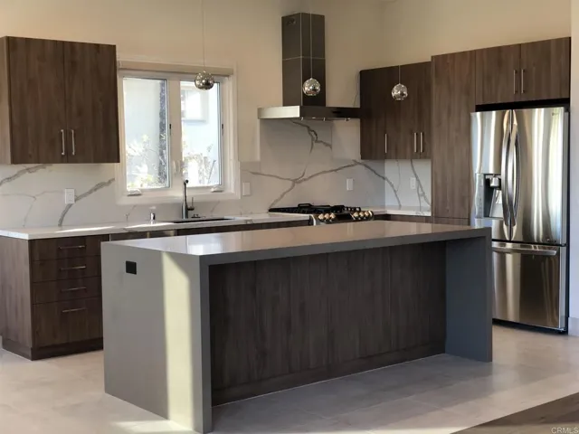 854 Del Mar Downs, Solana Beach, California 92075