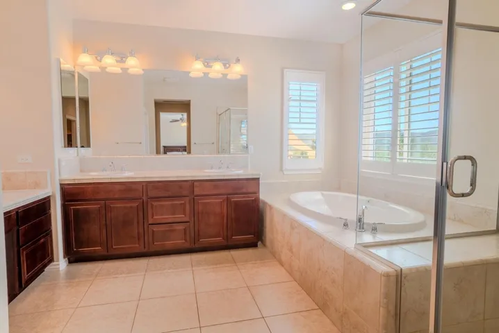 45951 Camino Rubi, Temecula, California 92592