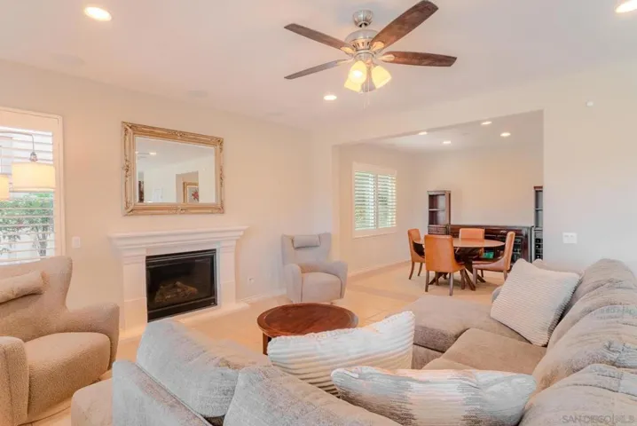 45951 Camino Rubi, Temecula, California 92592