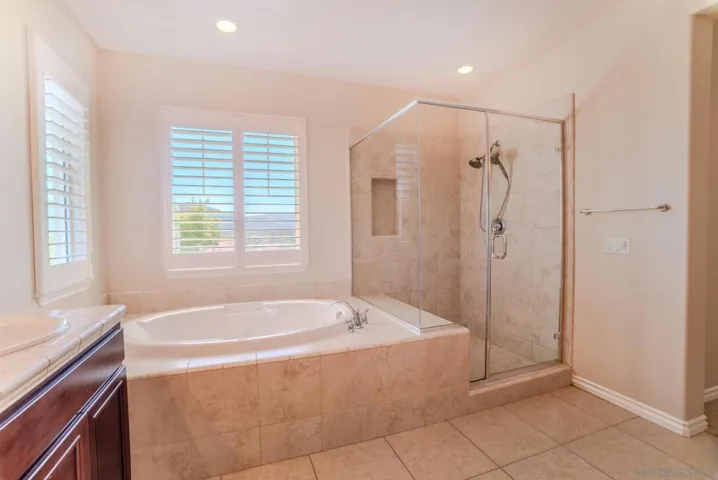 45951 Camino Rubi, Temecula, California 92592
