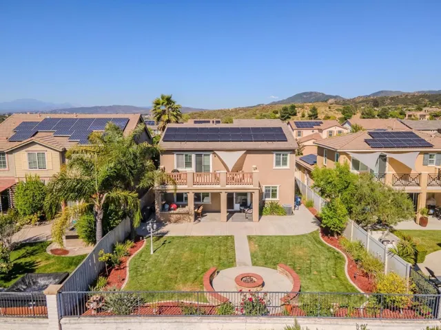 45951 Camino Rubi, Temecula, California 92592