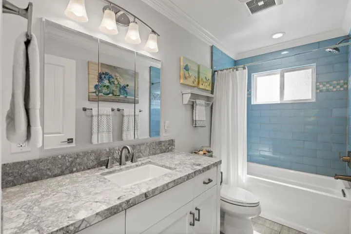 810 Seacliff Drive, Aptos, California 95003