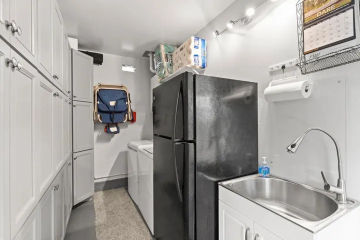 810 Seacliff Drive, Aptos, California 95003