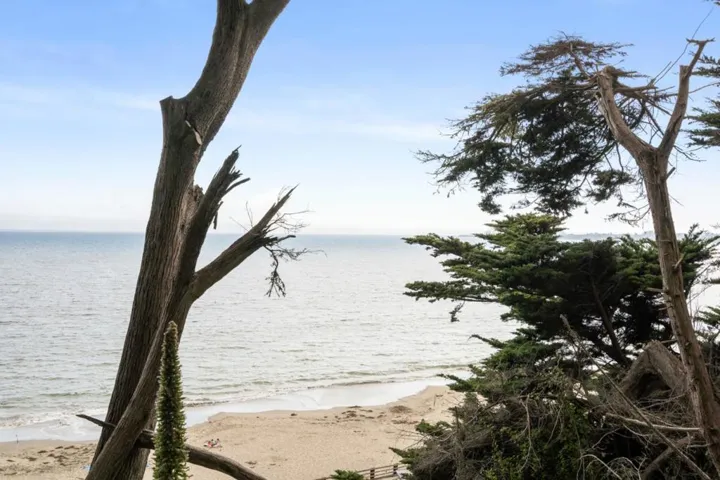 810 Seacliff Drive, Aptos, California 95003