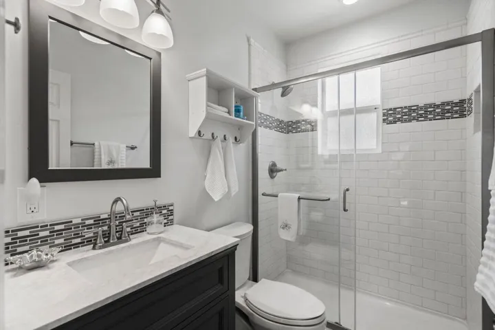 810 Seacliff Drive, Aptos, California 95003