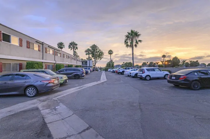 1420 Hilltop Dr 307, Chula Vista, California 91911