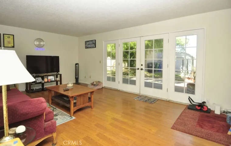 LIVING RM W/ FRENCH DOORS