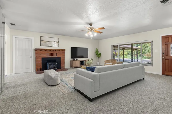 9242 Stanford Lane, Durham, California 95938