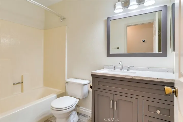 695 Quail Drive, Lake Elsinore, California 92530
