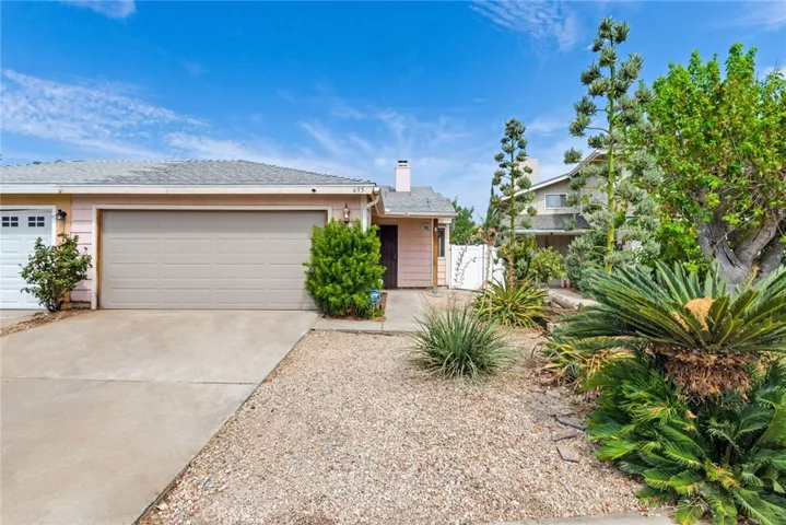 695 Quail Drive, Lake Elsinore, California 92530