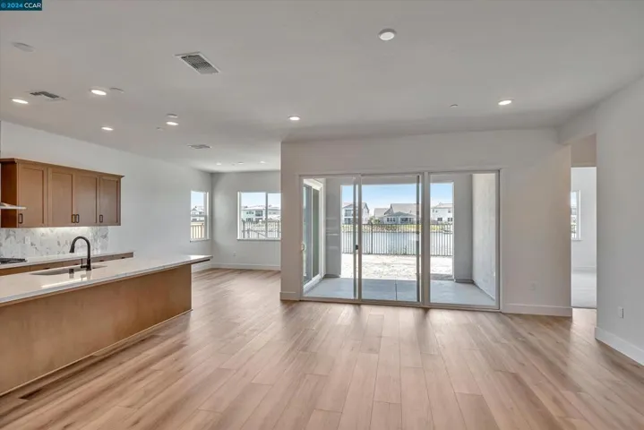3384 Mulholland Drive, Lathrop, California 95330
