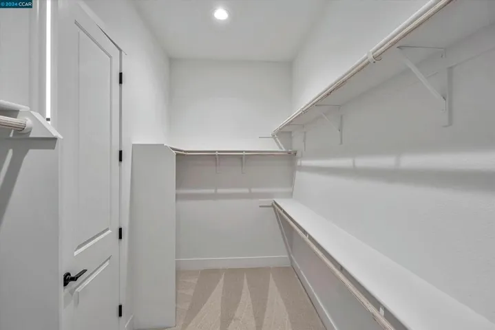 3384 Mulholland Drive, Lathrop, California 95330
