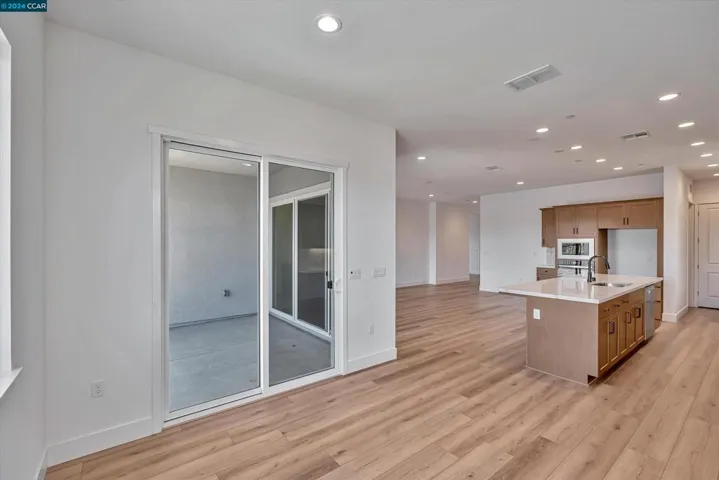 3384 Mulholland Drive, Lathrop, California 95330