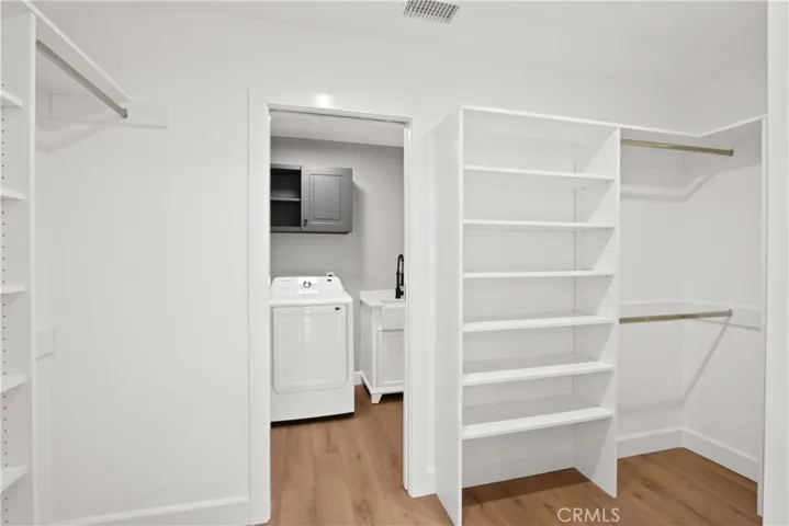 2219 Fiesta, Newport Beach, California 92660