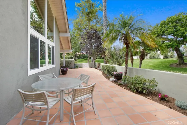 2219 Fiesta, Newport Beach, California 92660