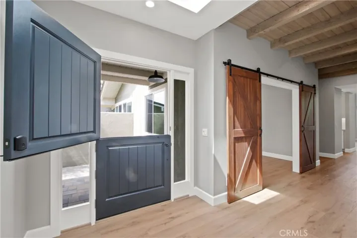 2219 Fiesta, Newport Beach, California 92660