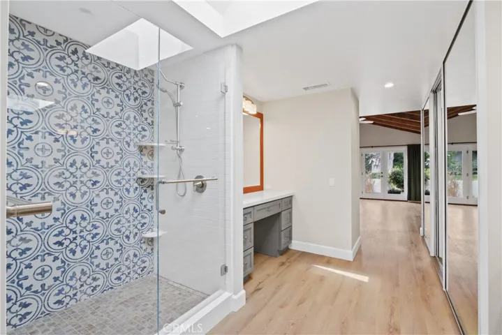 2219 Fiesta, Newport Beach, California 92660