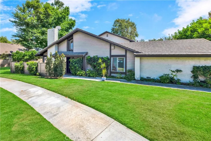 Emerald Glen Townhome with 3 Bedrooms & 2 Bath