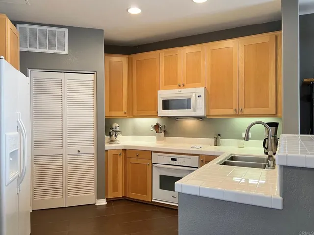 3957 30th 416, San Diego, California 92104