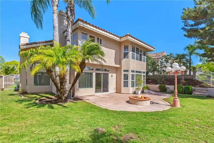 8538 E Canyon Vista Drive, Anaheim Hills, California 92808