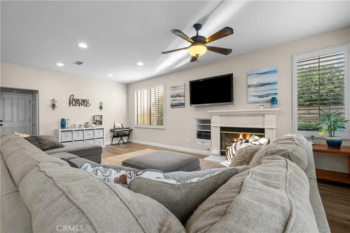 28630 Rock Canyon Drive, Saugus, California 91390