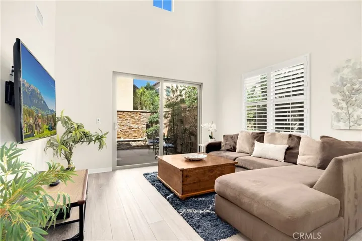 2 story ceilings in main living area.