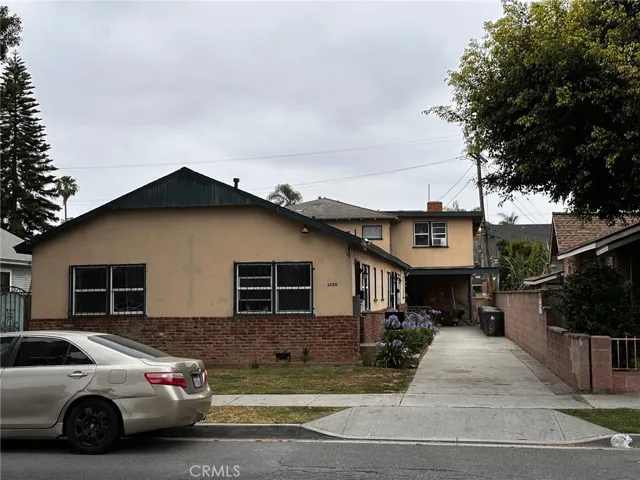 1036 Cherry Avenue, Long Beach, California 90813