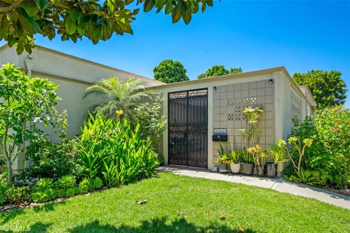 330 Avenida Sevilla C, Laguna Woods, California 92637