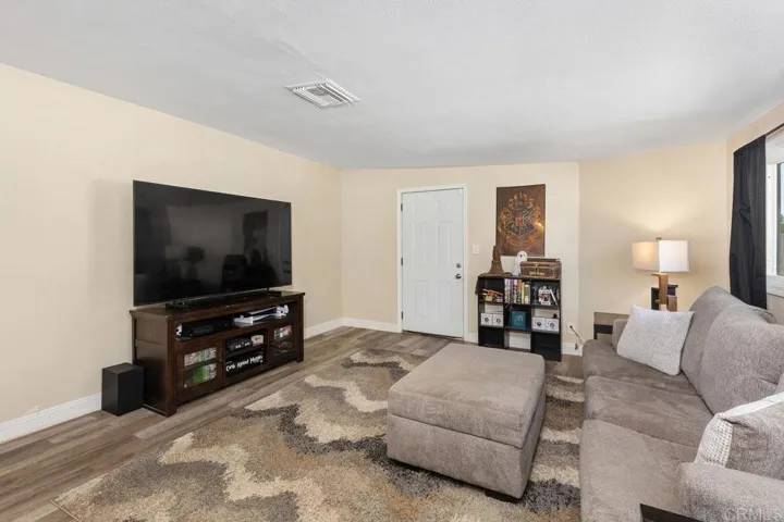 8229 Medill Avenue, El Cajon, California 92021
