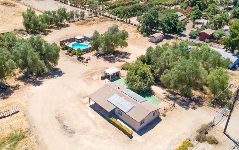 33445 9th Street, Winchester, California 92596