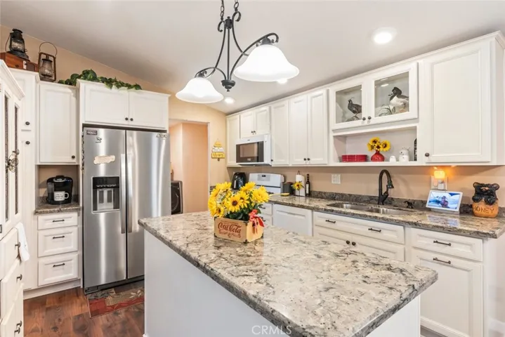 33445 9th Street, Winchester, California 92596