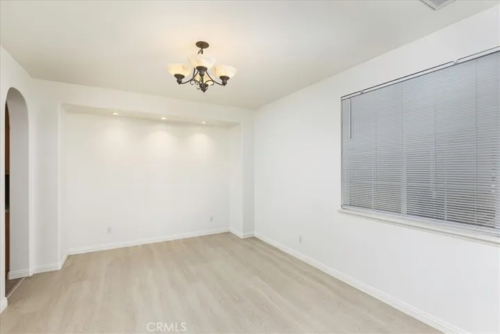 formal Dining Rm supplied by Butlers station