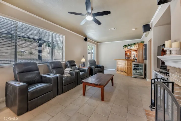 29143 Saint Tropez Place, Castaic, California 91384