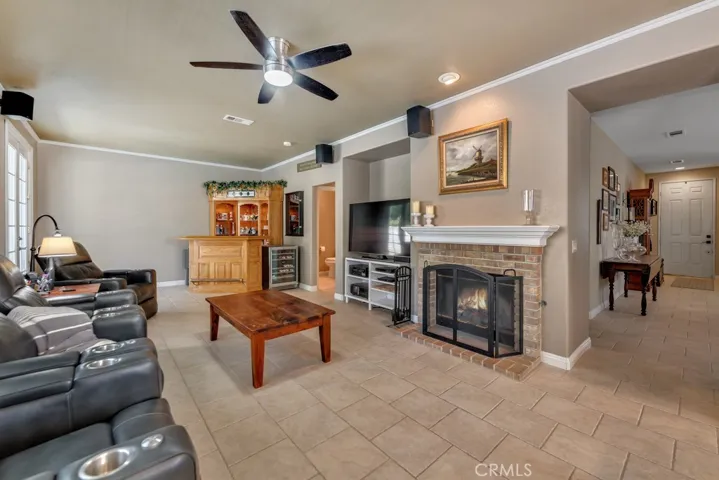 29143 Saint Tropez Place, Castaic, California 91384
