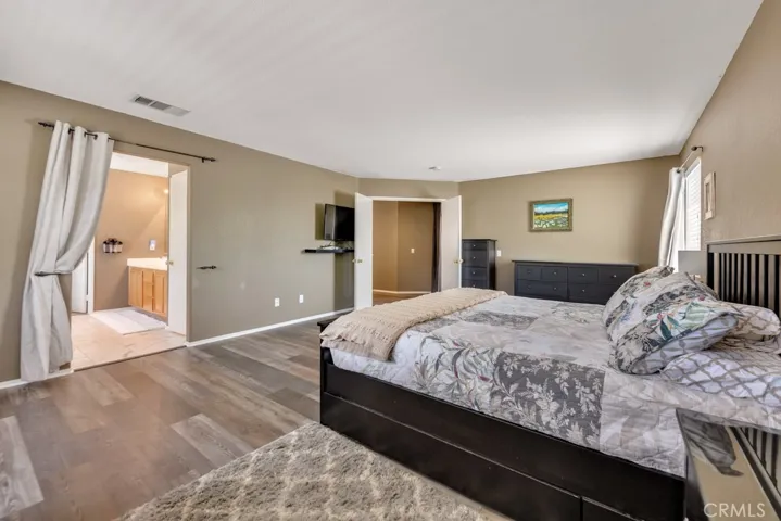29143 Saint Tropez Place, Castaic, California 91384