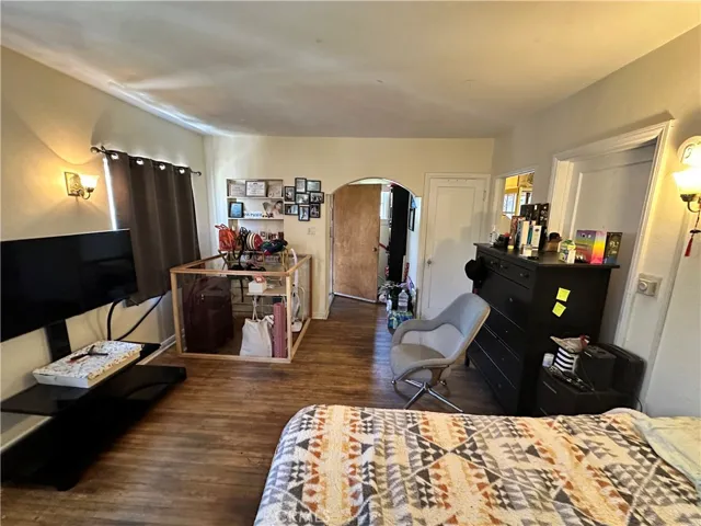 Unit 2 living rm