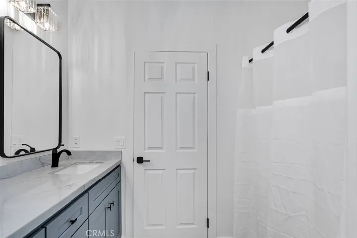 11702 Cloverlawn Court, Adelanto, California 92301