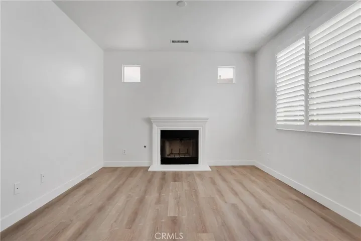 11702 Cloverlawn Court, Adelanto, California 92301