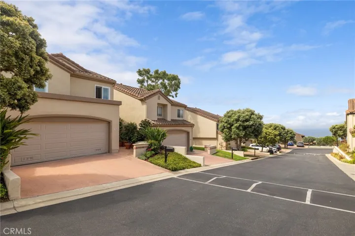 Welcome Home! Ocean views from multiple locations both inside and outside of 38 Via Capri.