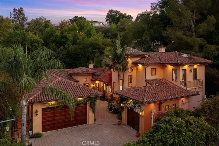 5605 Fairhaven Avenue, Woodland Hills, California 91367