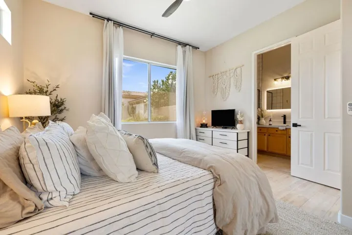 CR-Pic86