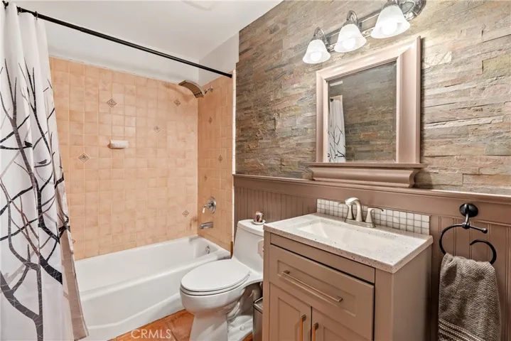 Guest Bathroom.