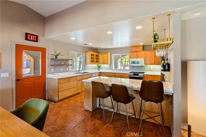 9785 Huer Huero Road, Creston, California 93432