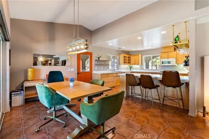 9785 Huer Huero Road, Creston, California 93432