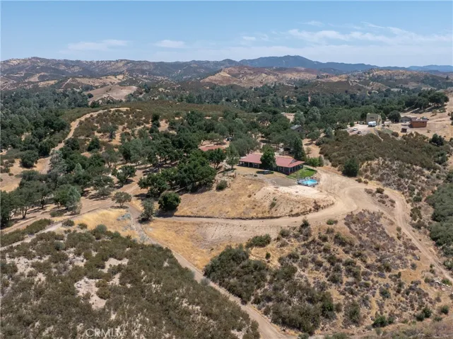 9785 Huer Huero Road, Creston, California 93432