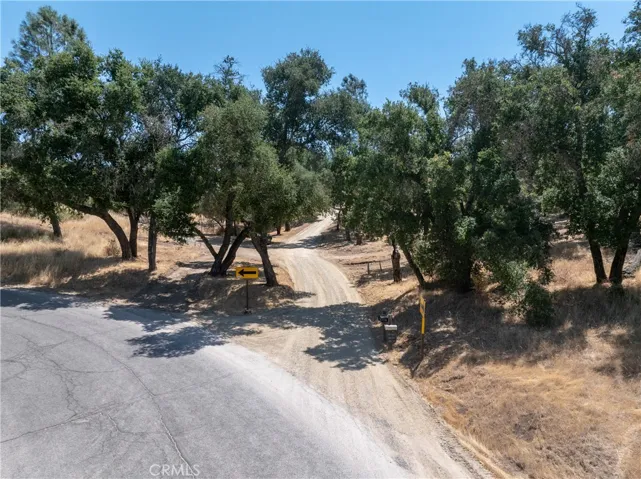 9785 Huer Huero Road, Creston, California 93432